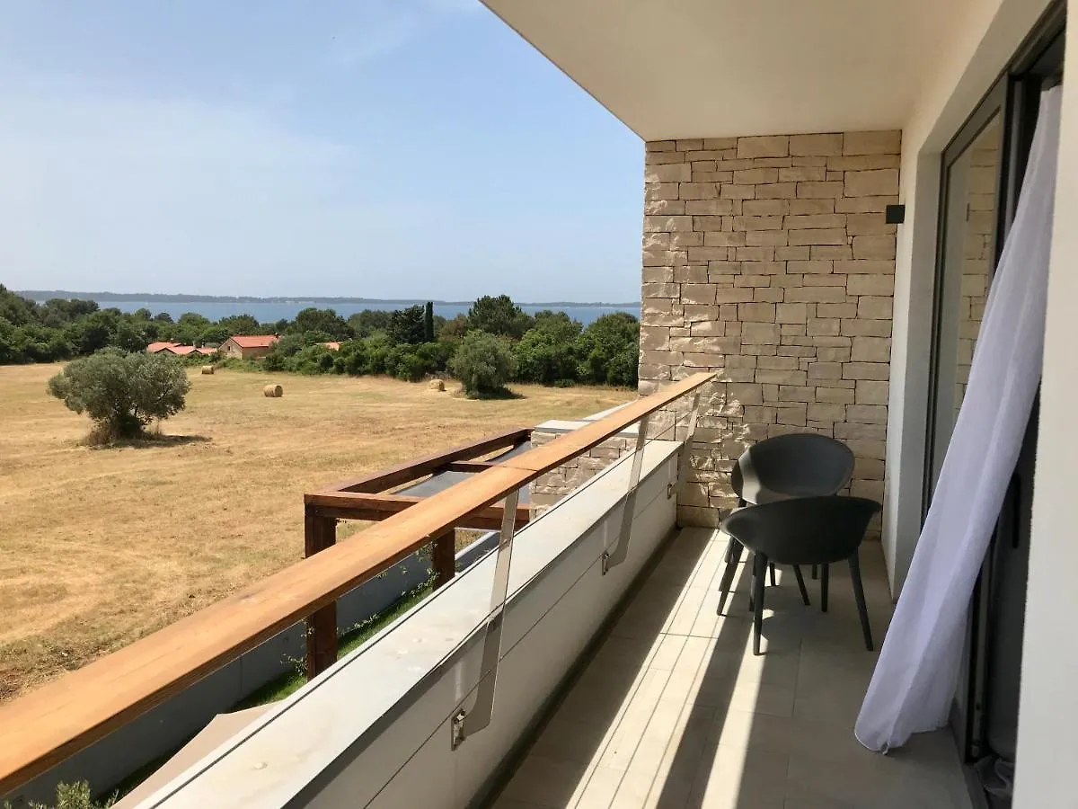 Villa Rosa Dei Venti - Peroj - Amazing Sea View